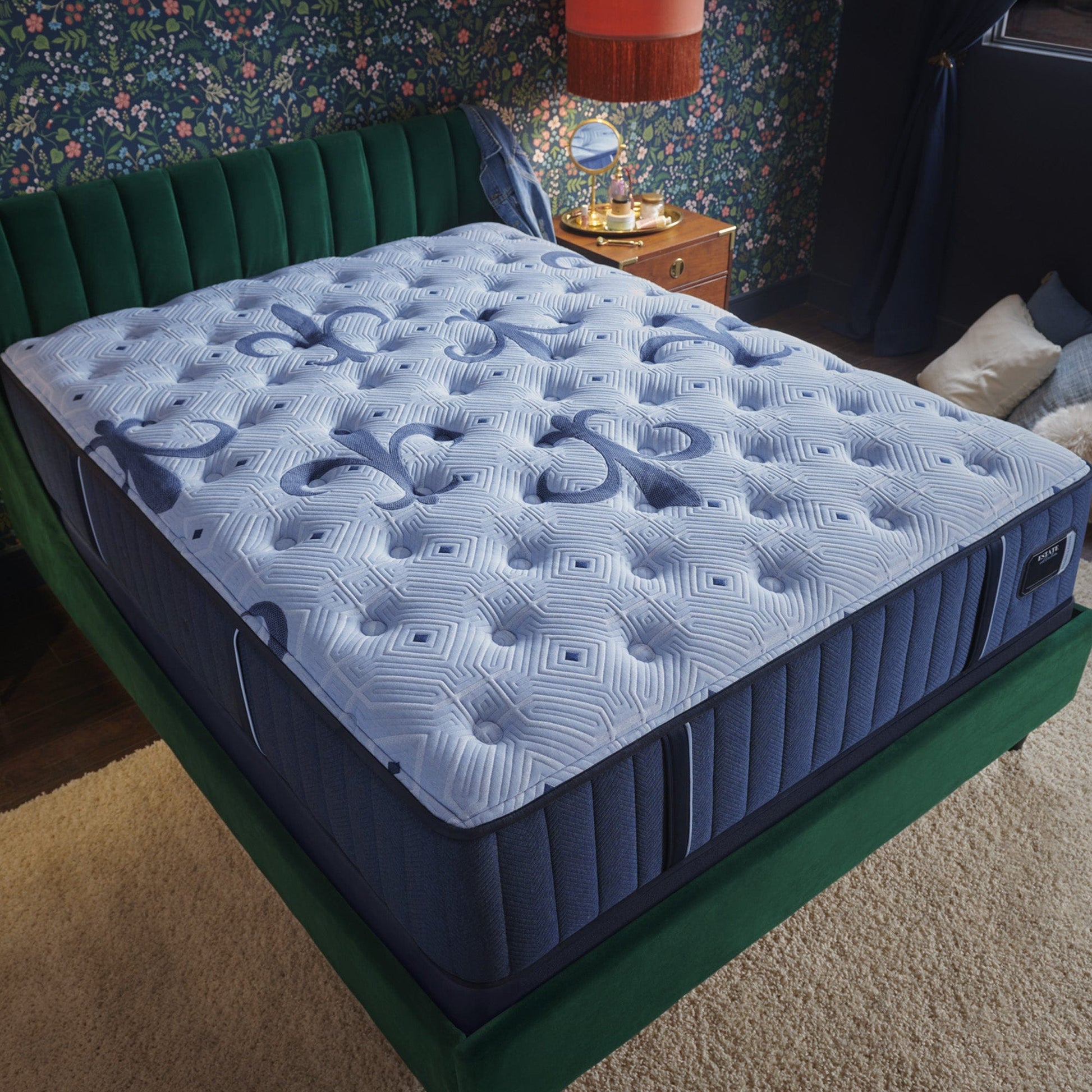 Stearns & Foster® Estate Ultra Firm Feeling Tight Top mattress stores near me